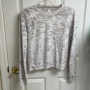 Lululemon crushed velvet. Top new with out tags